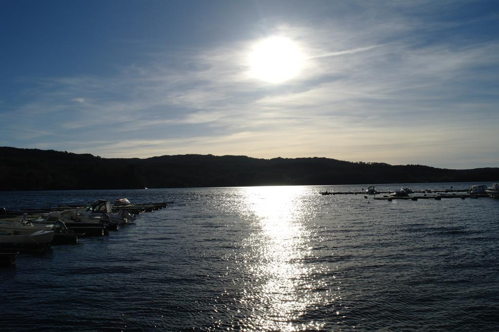 Tysnes Sjo Og Fritid Aparthotel Uggdal Bagian luar foto