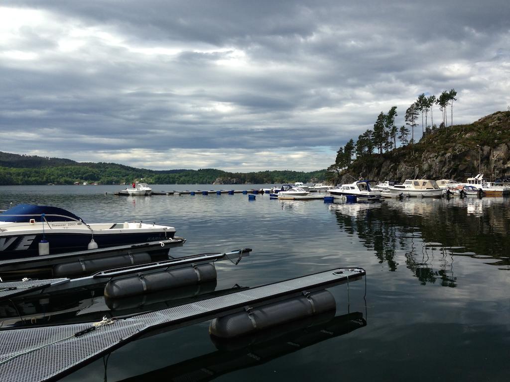 Tysnes Sjo Og Fritid Aparthotel Uggdal Bagian luar foto